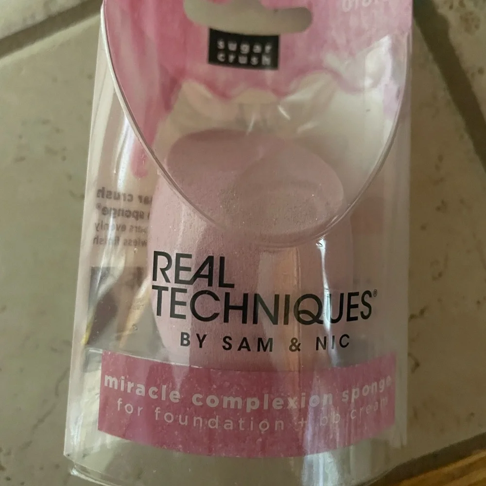 Random makeup brushes - Picture 2 of 7